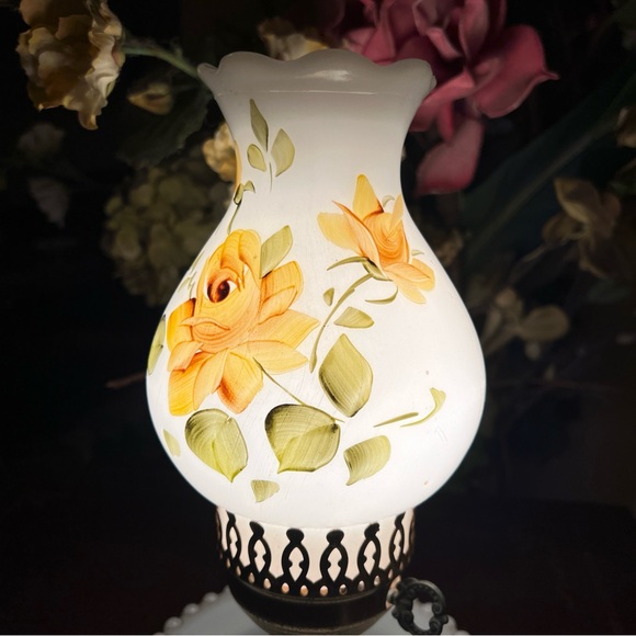 Vintage Milk Glass Lamps Yellow Roses Handpainted Ruffled Hobnail - Picture 4 of 11